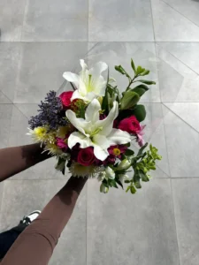 divina-floricultura-assinatura-flores-8